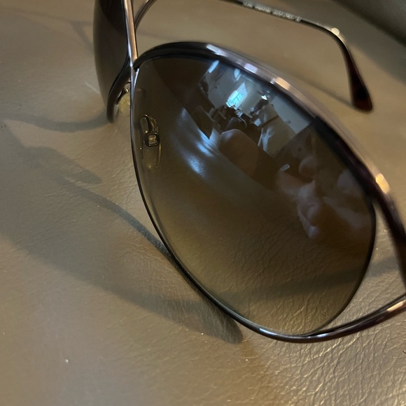 Tom Ford sunglasses worn only a few times and in like new condition. - Picture 10 of 15